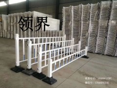 廠家直銷護(hù)欄       道路護(hù)欄  園區(qū)護(hù)欄