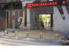 武漢手動式升降路樁廠 不銹鋼阻車路樁 武昌升降路樁批發