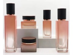 100ml化妝品噴霧瓶生產(chǎn)廠家 化妝品玻璃瓶燙金印字工廠